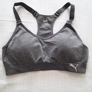 EUC Puma Padded Sports Bra Size Med